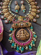 Exquisite Kundan and Kemp Temple Jewelery -J012